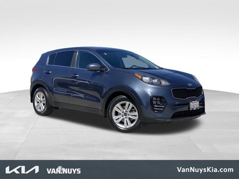 Used 2017 Kia Sportage LX FWD image 1