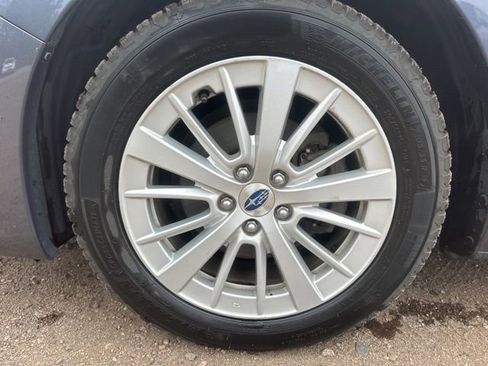 Used 2017 Subaru Impreza 2.0i Premium AWD/4WD image 11