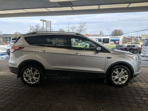 Used 2016 Ford Escape Titanium image 5