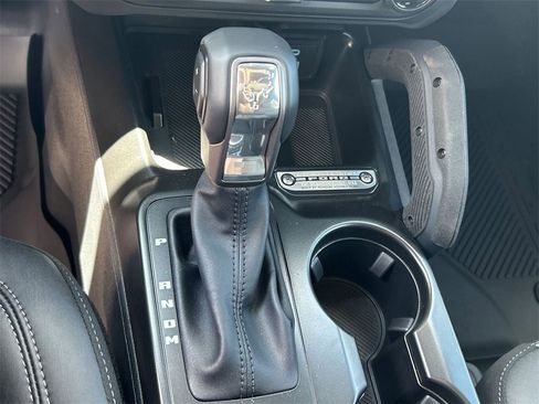 New 2025 Ford Bronco Badlands image 15