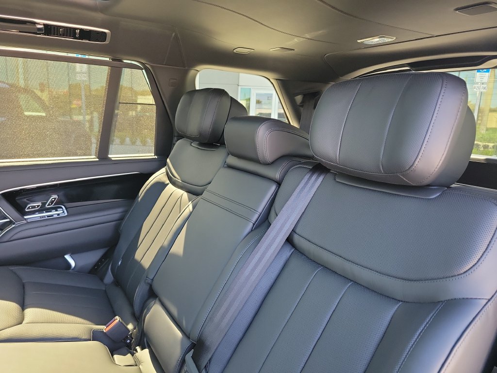 New 2027 Land Rover Range Rover Long Wheelbase Autobiography AWD/4WD image 15