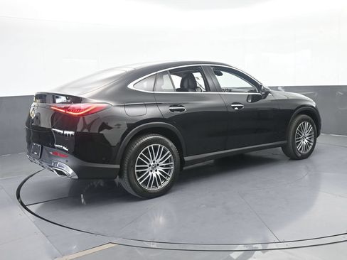Used 2025 Mercedes-Benz GLC 300 4MATIC image 6