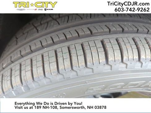 New 2025 Jeep Grand Cherokee Limited w/ Luxury Tech Group II image 45