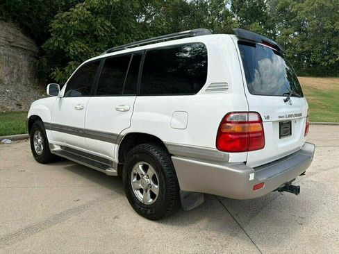 Used 2001 Toyota Land Cruiser w/ Convenience Pkg AWD/4WD image 10
