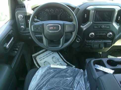 New 2025 GMC Sierra 3500 Pro w/ Convenience Package image 6