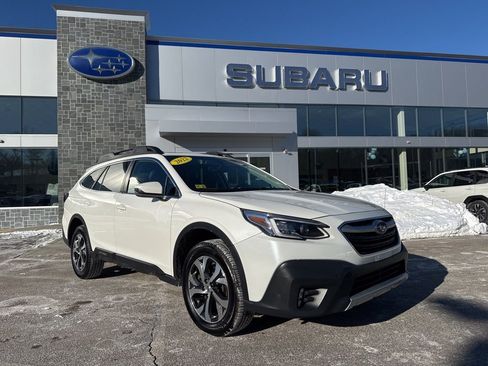 Used 2022 Subaru Outback Limited image 1