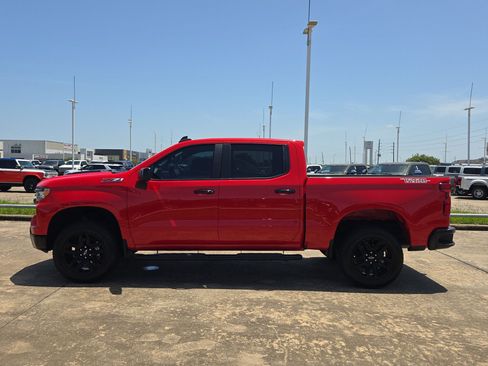 Used 2024 Chevrolet Silverado 1500 LT Trail Boss AWD/4WD image 9