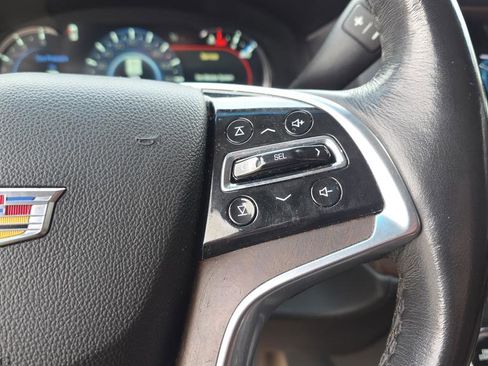 Used 2019 Cadillac Escalade ESV Premium Luxury image 27