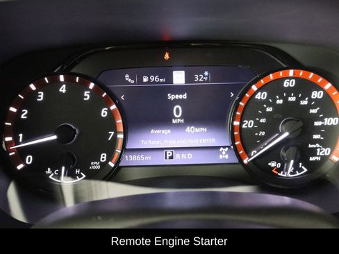 Used 2023 Nissan Frontier PRO-4X w/ Pro-4X Premium Package image 11