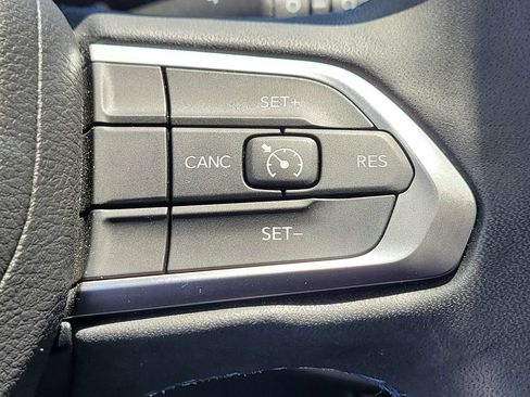 Used 2022 Jeep Compass Latitude AWD/4WD image 21