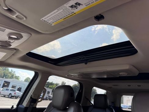 Used 2014 GMC Acadia SLT AWD/4WD image 11
