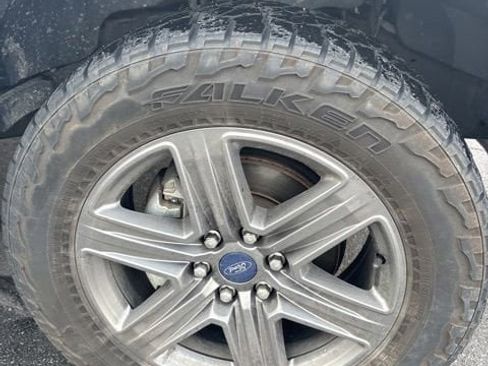 Used 2020 Ford F150 Lariat image 8