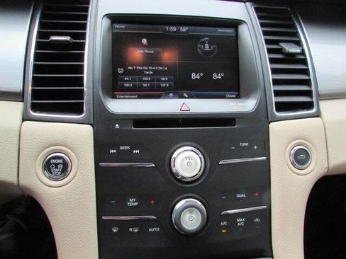 Used 2015 Ford Taurus SEL w/ Equipment Group 201A FWD image 15