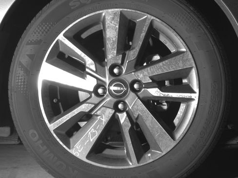 Used 2025 Nissan Versa SV image 13