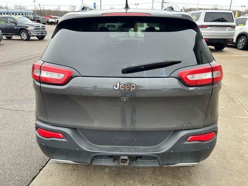 Used 2015 Jeep Cherokee Limited w/ Luxury Group FWD image 6