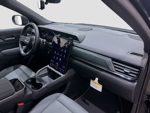 New 2026 GMC Terrain AT4 w/ Convenience Package III AWD/4WD image 30