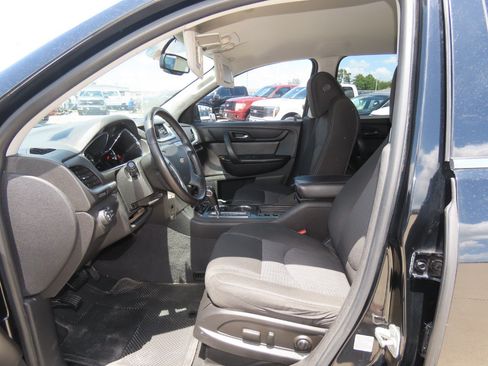 Used 2017 Chevrolet Traverse LT FWD image 27