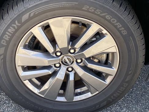 Used 2024 Nissan Pathfinder SV AWD/4WD image 26