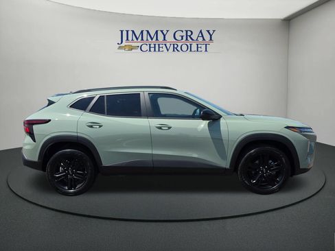 New 2026 Chevrolet Trax ACTIV w/ Driver Confidence Package FWD image 6