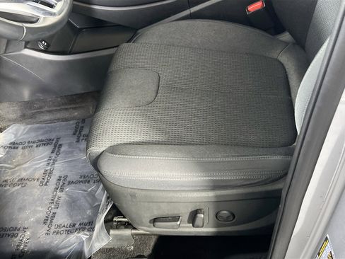 Used 2023 Hyundai Santa Fe SEL image 19