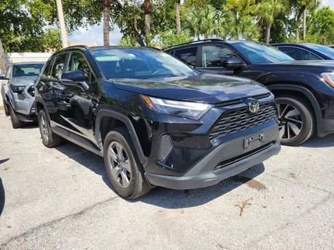 Used 2024 Toyota RAV4 XLE FWD image 11