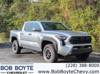 Used 2024 Toyota Tacoma TRD Off-Road w/ TRD Off Road Upgrade Package video 1