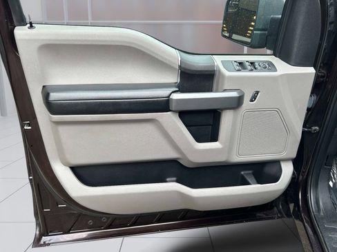 Used 2018 Ford F150 XLT w/ Trailer Tow Package AWD/4WD image 19