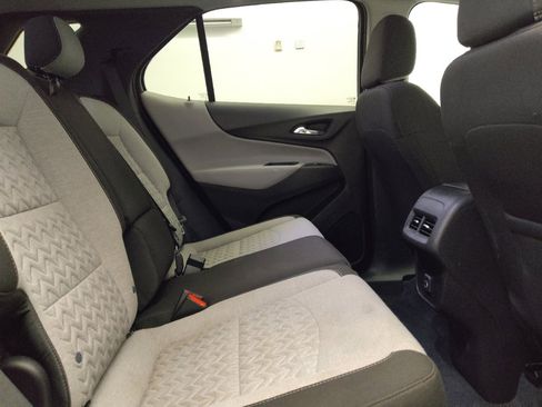 Used 2024 Chevrolet Equinox LS w/ LS Convenience Package FWD image 19
