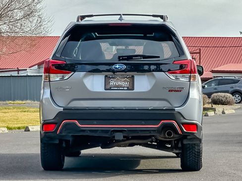 Used 2023 Subaru Forester Sport image 5