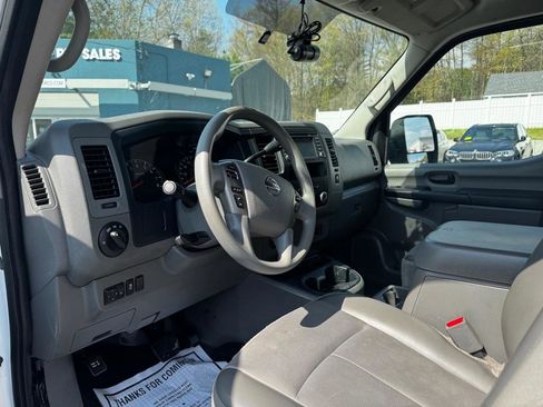 Used 2021 Nissan NV 2500 SV w/ Navigation Package RWD image 15