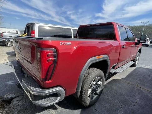 Used 2025 GMC Sierra 2500 SLT w/ SLT Convenience Package image 3