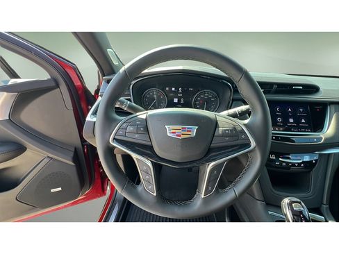Certified 2026 Cadillac XT5 Premium Luxury w/ Driver Assist Package AWD/4WD image 22