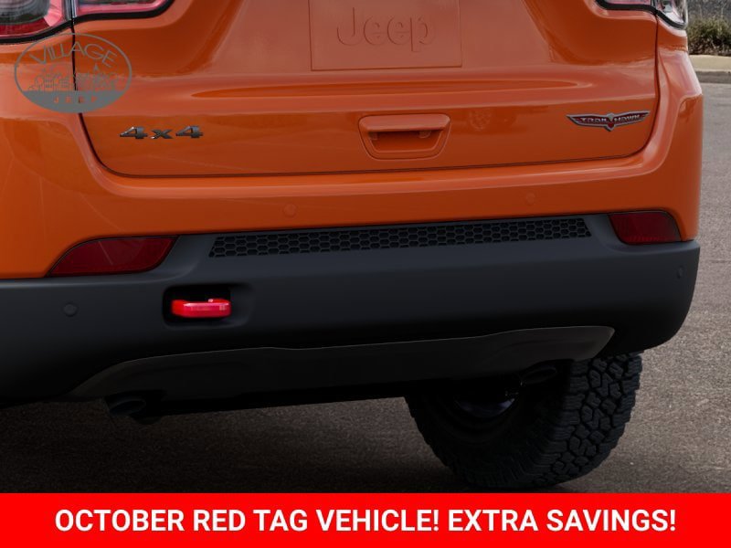 New 2026 Jeep Compass Trailhawk AWD/4WD image 13