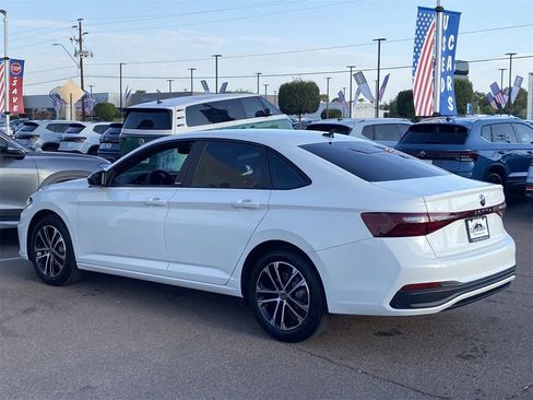 New 2025 Volkswagen Jetta Sport image 4