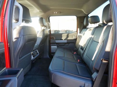 Used 2025 Ford F450 Lariat w/ FX4 Off-Road Package image 16