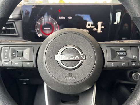 Certified 2025 Nissan Kicks S AWD/4WD image 36