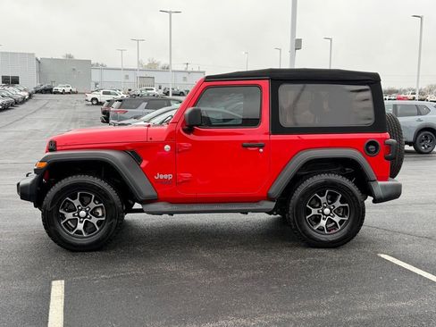 Used 2018 Jeep Wrangler Sport image 7