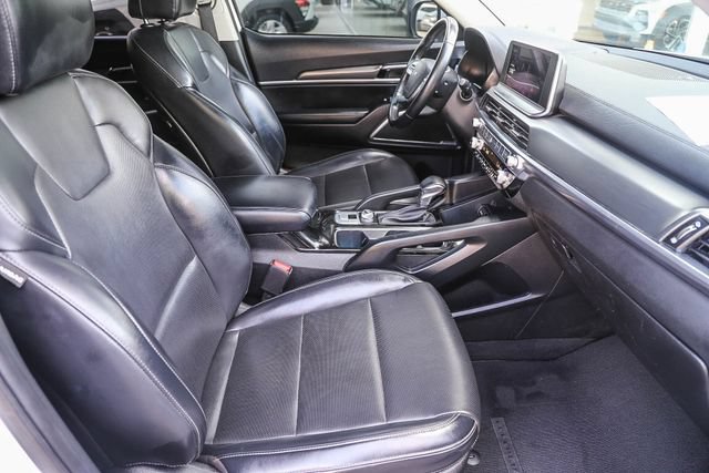 Used 2022 Kia Telluride LX FWD image 18