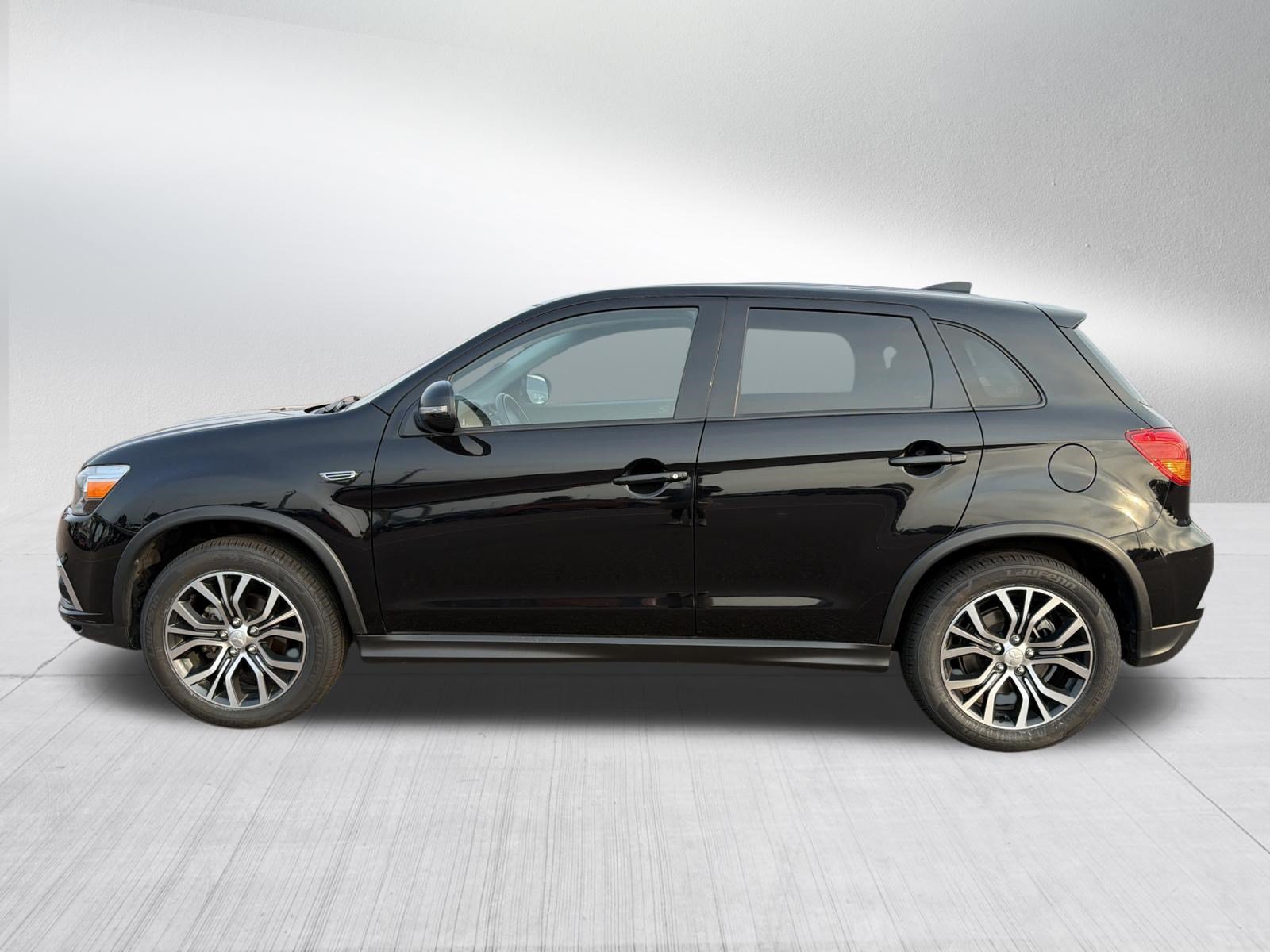 Used 2019 Mitsubishi Outlander Sport SE FWD image 4