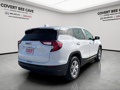 Certified 2024 GMC Terrain SLE image 9