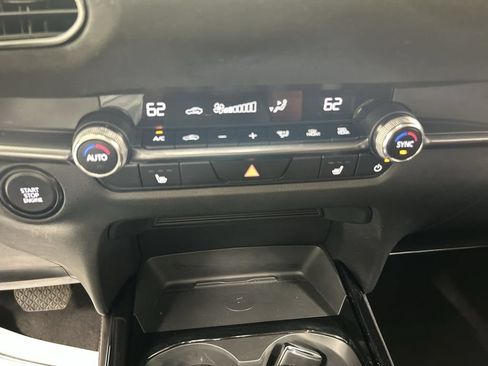 Certified 2024 MAZDA CX-30 Carbon AWD/4WD image 16