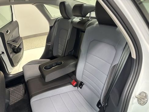 Used 2025 Volkswagen Jetta SE w/ Black Wheel Package image 22