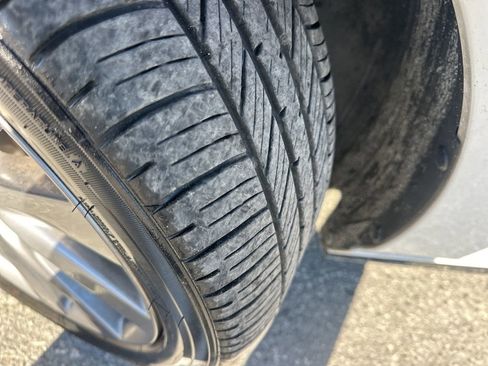 Used 2024 MAZDA MAZDA3 s image 31