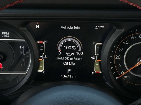 Used 2024 Jeep Gladiator Rubicon image 15