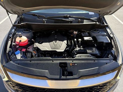 Used 2023 Kia Sportage EX image 24