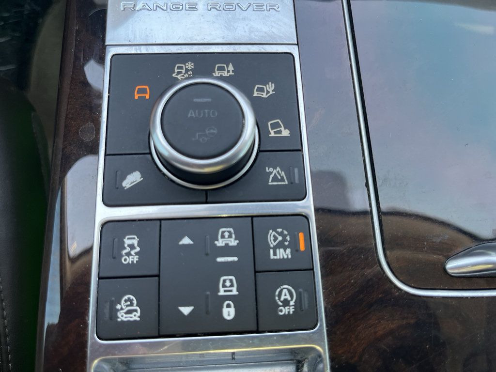 Used 2017 Land Rover Range Rover HSE AWD/4WD image 27