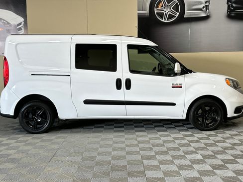 Used 2016 RAM ProMaster City Tradesman SLT w/ Rear Back-up Camera Group FWD image 3