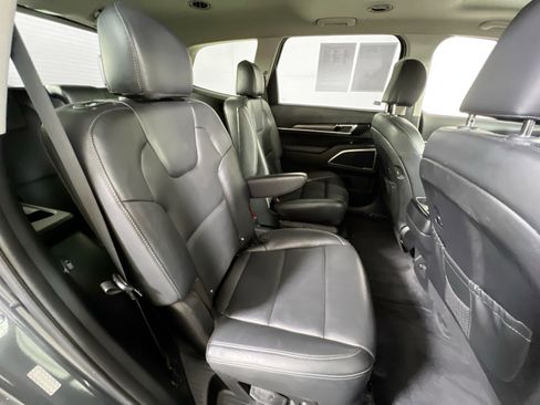 Used 2021 Kia Telluride S image 29