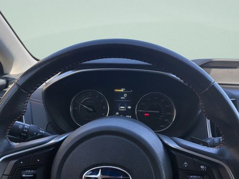 Used 2023 Subaru Crosstrek 2.5i Limited AWD/4WD image 12
