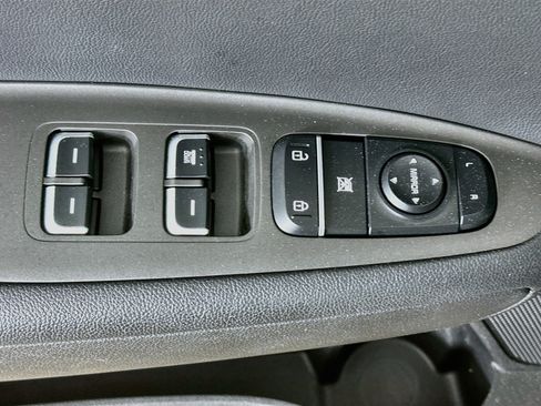 Used 2018 Kia Optima LX FWD image 15